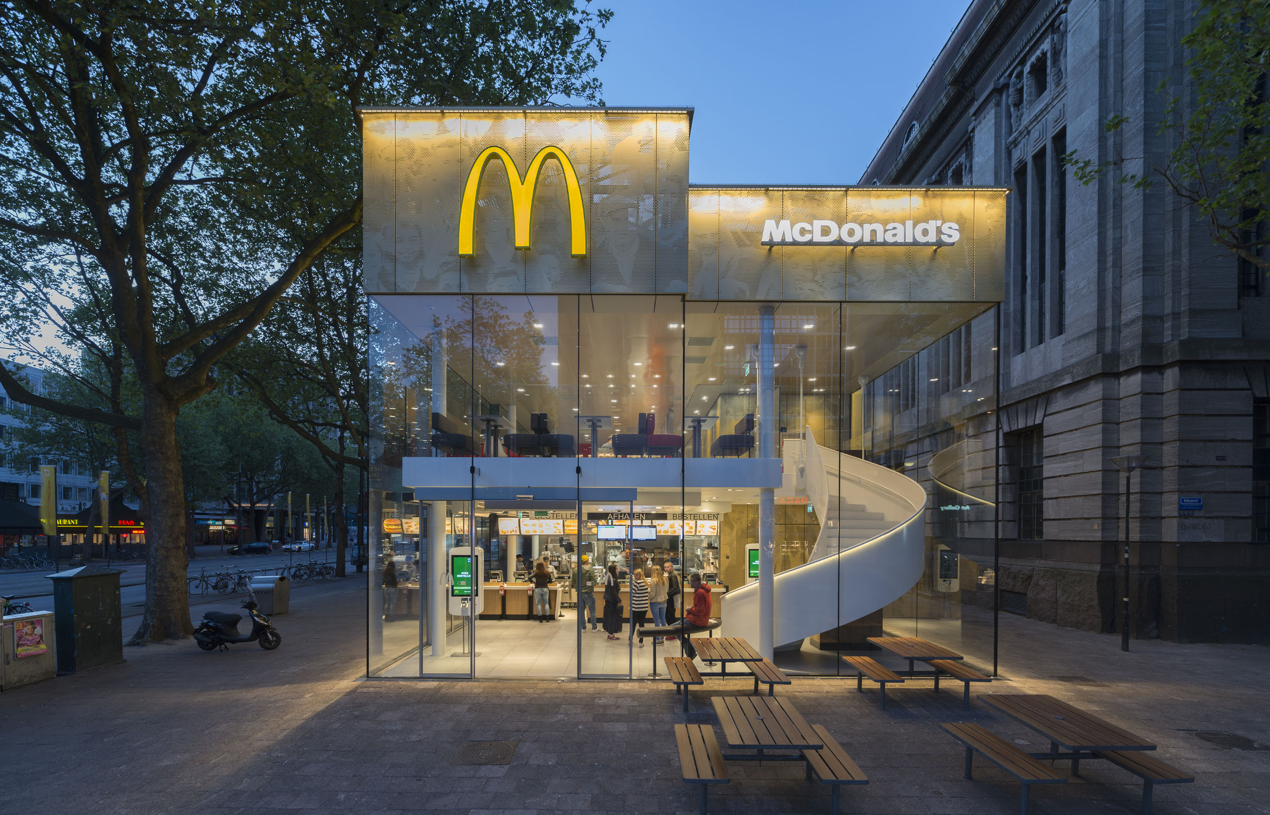 麦当劳未来餐厅|摄影|环境/建筑摄影|Samchen - 原创作品 - 站酷 (ZCOOL)