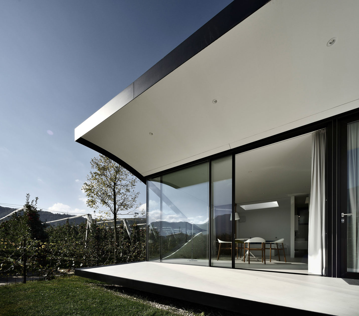 peter_pichler_architecture_Mirror-Houses-South-day-1